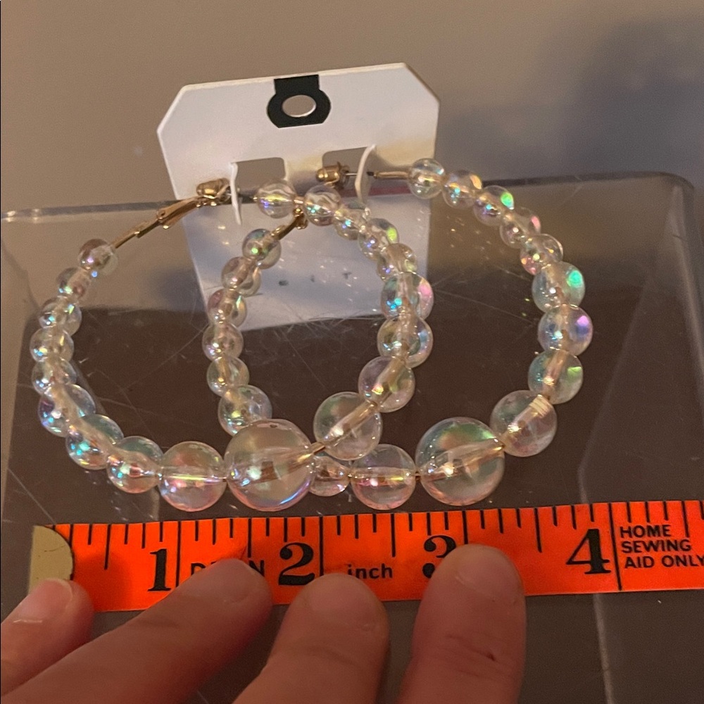 Leith Iridescent Beaded Hoop Earrings - Picture 3 of 5